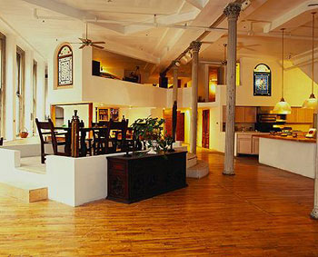 Beautiful room with solid floor Beautiful room with solid floor